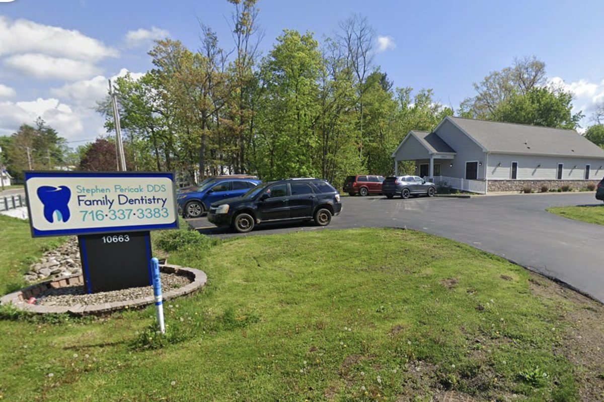 Stephen Pericak DDS Family Dentistry office and sign at 10663 Main Street, North Collins, NY